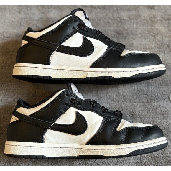 Nike Panda Dunk Black/White Kids Size 2Y CW1588-100 - Picture 1 of 7